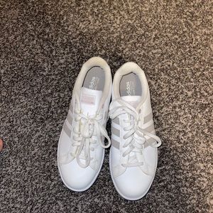 Womens adidas sneaker